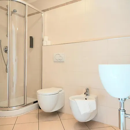 Rooms&apartments Danci 2*