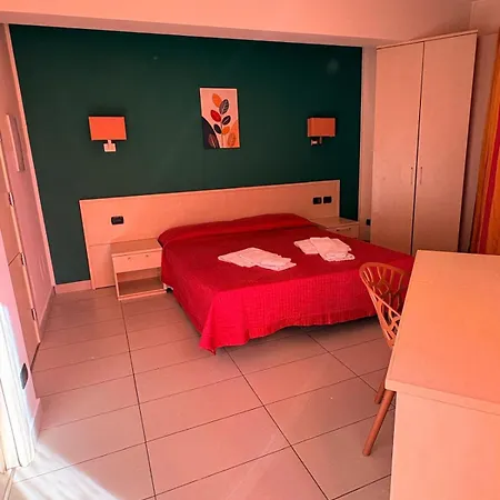 Danci - E Hotel Borghetto Santo Spirito