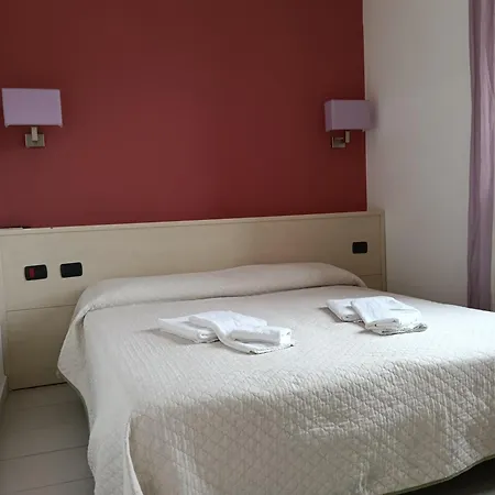 Danci - E Hotel Borghetto Santo Spirito